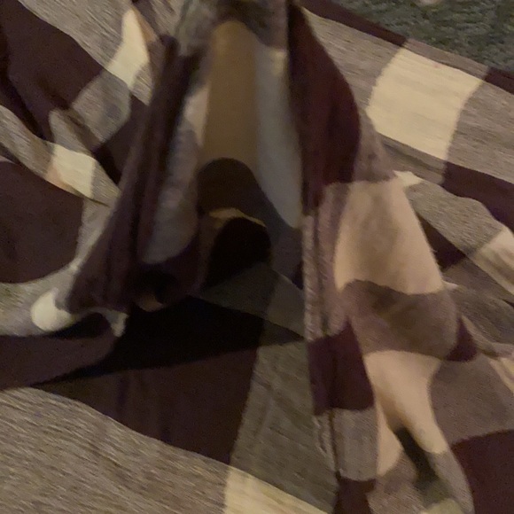 Checkered, spring/autumn scarf!! - Picture 7 of 8